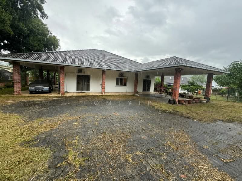 Rumah Banglo untuk Dijual di Desa Melor (Serendah) - Tom Yip - Exterior - PropertyGuru.com.my
