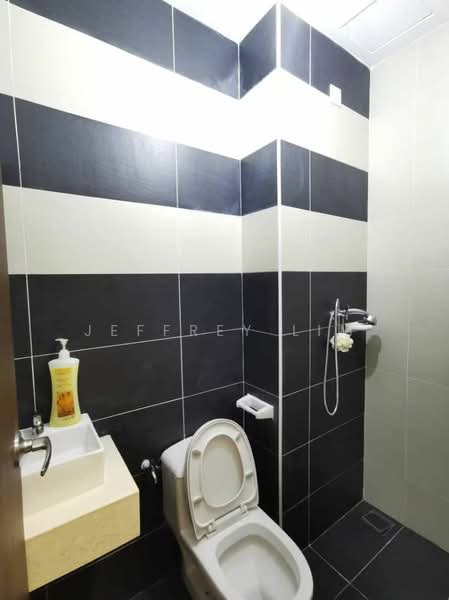 Servis Apartment untuk Dijual di D'Secret Garden (Pangsapuri Kempas Indah) - Jeffrey Lim - Bathroom - PropertyGuru.com.my
