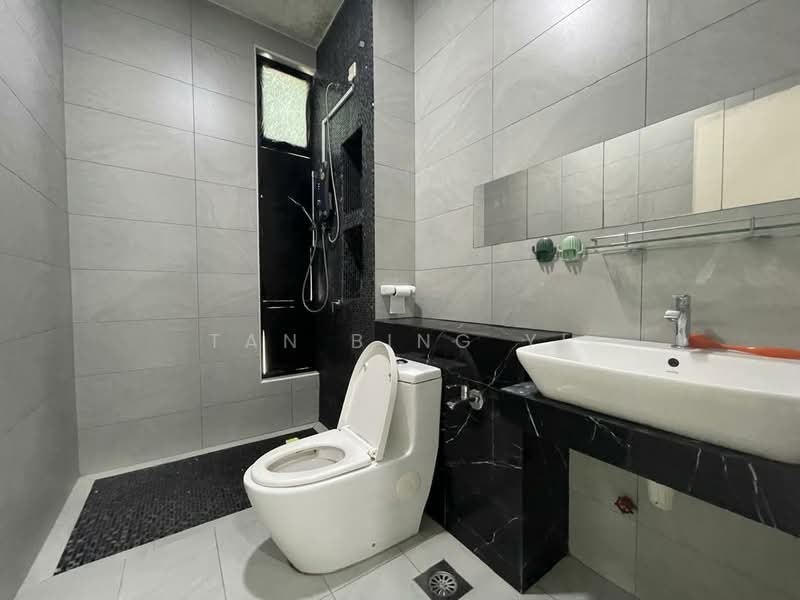 2-storey Terraced House for Rent in Bukit Indah (Iskandar Puteri (Nusajaya)) - Tan Bing Yi - Bathroom - PropertyGuru.com.my