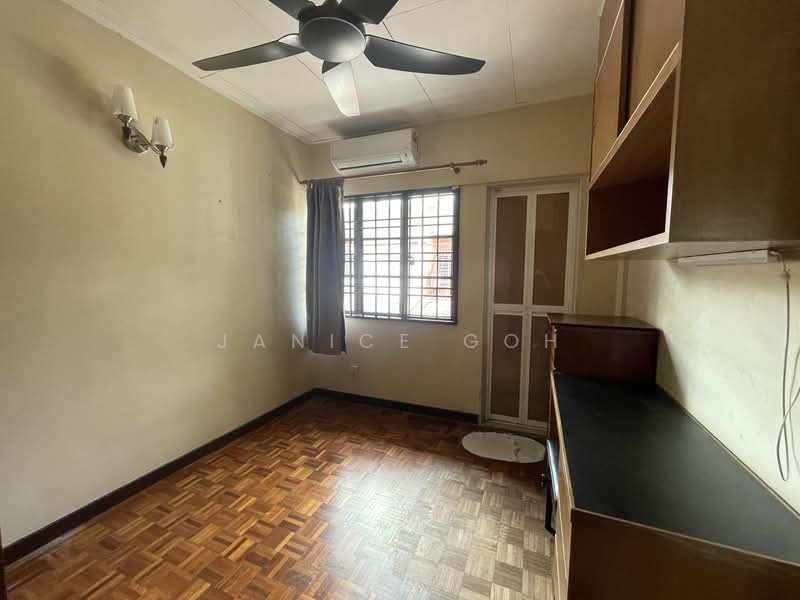 2-storey Terraced House for Sale in Bandar Sunway (Sunway) - Janice Goh - Bedroom - PropertyGuru.com.my