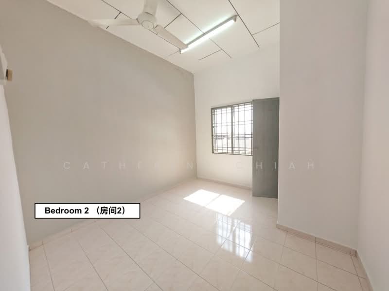 Rumah Teres 2 Tingkat untuk Dijual di Taman Tiara (Tangkak) - Catherine Chiah - Bedroom - PropertyGuru.com.my