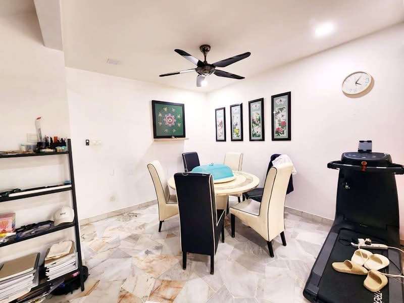 2-storey Terraced House for Sale in Bandar Sunway (Sunway) - Janice Goh - Dining Room - PropertyGuru.com.my
