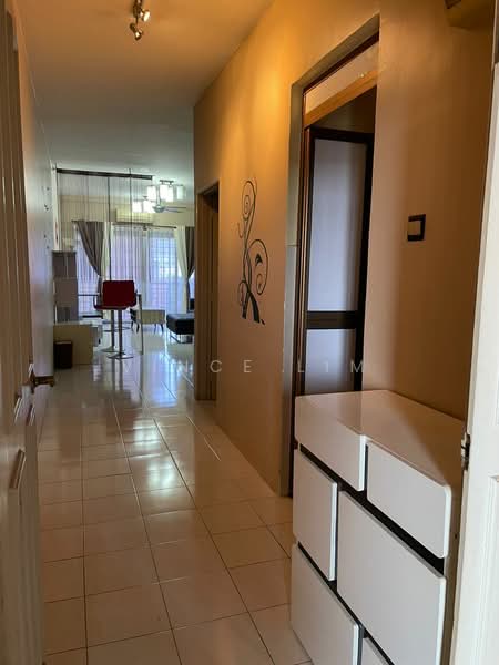 Pangsapuri untuk Disewa di Suria Damansara - Vince Lim - Corridor - PropertyGuru.com.my