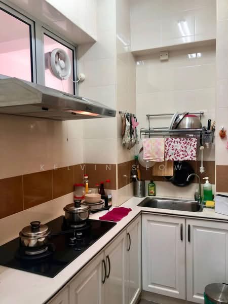 Condominium for Sale at Surin Condominium - Kelvin Seow - Kitchen - PropertyGuru.com.my