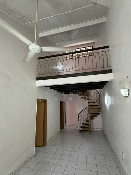 1-storey Terraced House for Sale in Taman Molek (Johor Bahru) - Phang Elainne - Interior - PropertyGuru.com.my