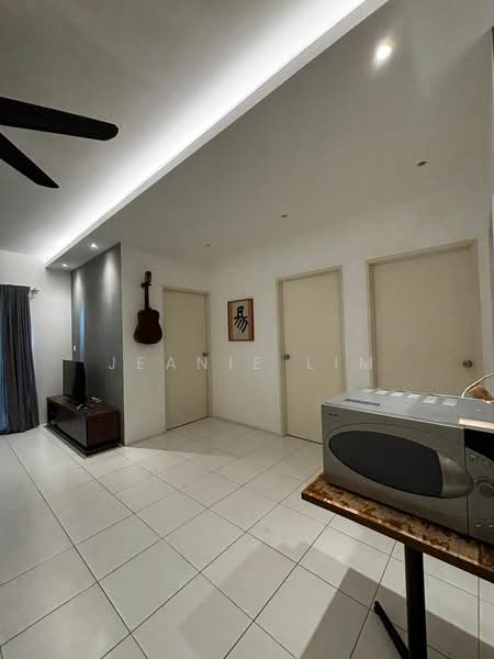Kondominium untuk Disewa di TRI PINNACLE - Jeanie Lim - Living Room - PropertyGuru.com.my