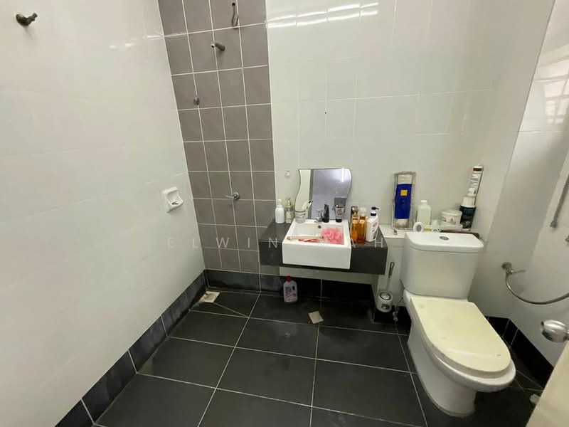 2-storey Terraced House for Sale in Saujana Rawang (Rawang) - Elwin Mah - Bathroom - PropertyGuru.com.my