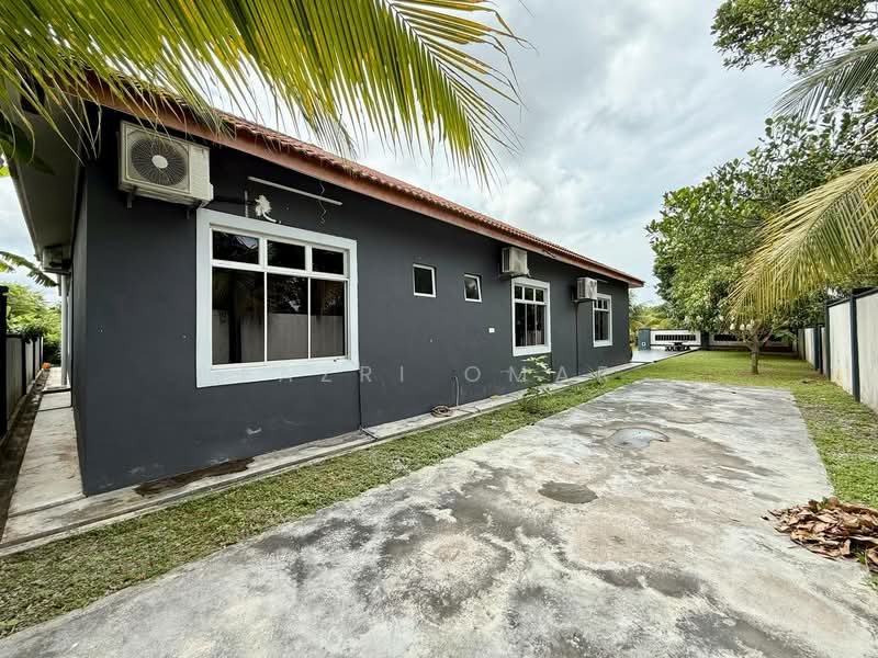 Bungalow for Sale in Seremban (Negeri Sembilan) - Fazri Omar - Exterior - PropertyGuru.com.my