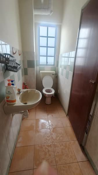 Apartment for Sale at Sri Impian Apartment - Paggie Tee - Bathroom - PropertyGuru.com.my