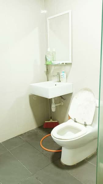 Condominium for Rent at The Raffles Suites - YC Fung - Bathroom - PropertyGuru.com.my