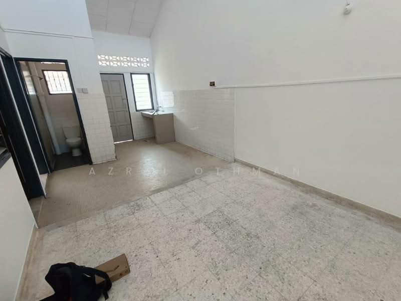 Rumah Teres 1 Tingkat untuk Dijual di Taman Desa Rasah (Rasah) - Azrul Othman - Bathroom - PropertyGuru.com.my
