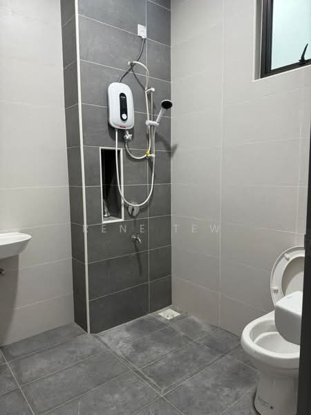 Cluster House for Rent in Johor Bahru (Johor) - Rene Tew - Bathroom - PropertyGuru.com.my