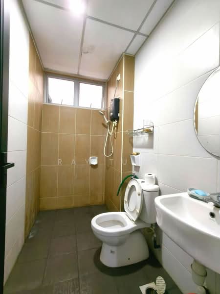 Service Residence for Rent at Larkin Heights - Ray Tung - Bathroom - PropertyGuru.com.my