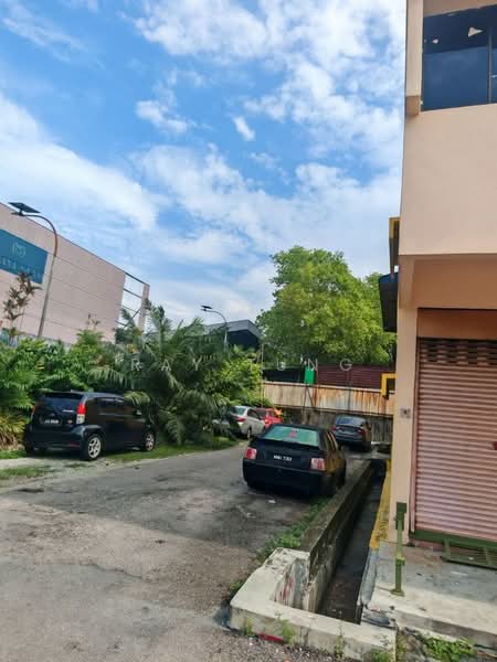 Shop for Rent in Kampung Ungku Mohsin (Johor Bahru) - Ray Tung - Exterior - PropertyGuru.com.my