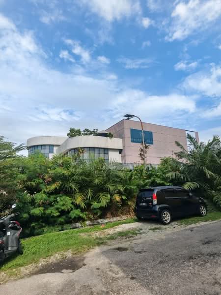 Shop for Rent in Kampung Ungku Mohsin (Johor Bahru) - Ray Tung - Exterior - PropertyGuru.com.my