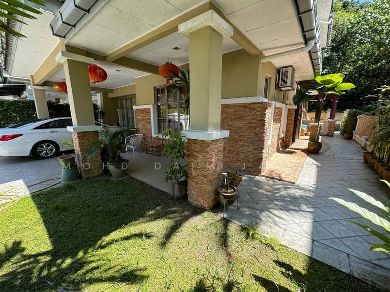 Semi-Detached House for Sale in Ampang Jaya (Ampang) - Mohd Daim Jamil - Exterior - PropertyGuru.com.my