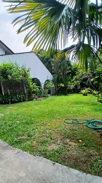 Bungalow for Sale in Bukit Gasing (Petaling Jaya) - Zuraina Rajudin - Garden - PropertyGuru.com.my