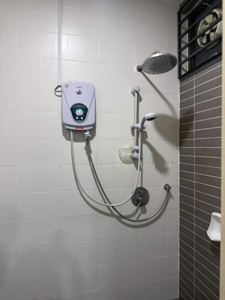 Servis Apartment untuk Disewa di Palazio - Dexter Lim - Bathroom - PropertyGuru.com.my