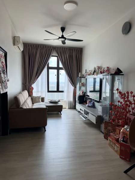 Service Residence for Sale at D'Summit Residences - Venica For - PropertyGuru.com.my