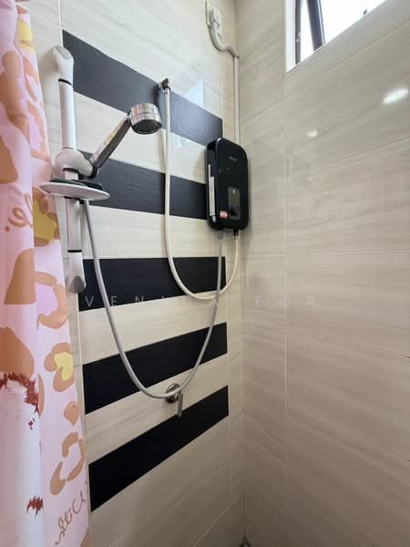 Service Residence for Sale at D'Summit Residences - Venica For - PropertyGuru.com.my