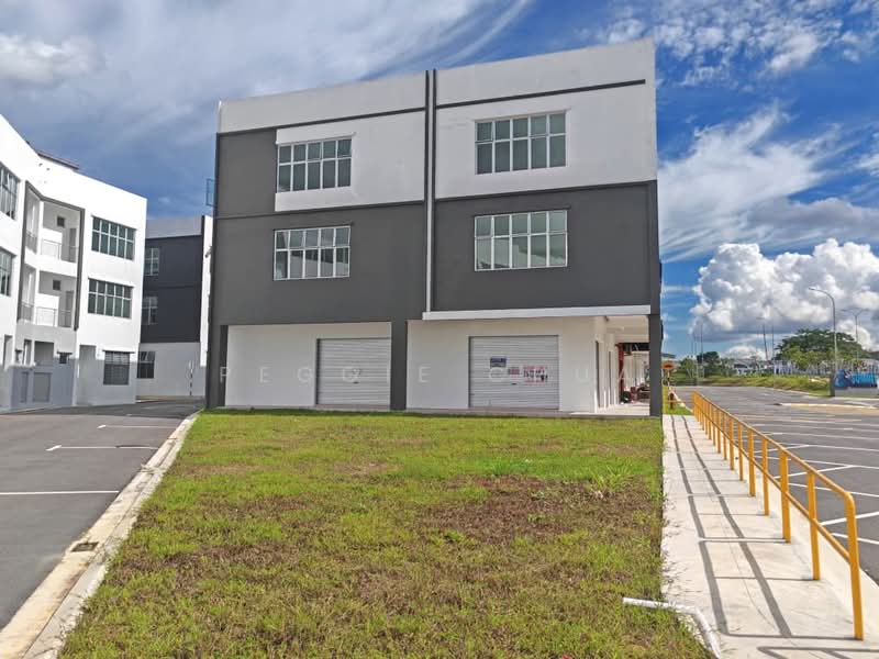 Shop for Rent in Gelang Patah (Johor) - Peggie Chua - Exterior - PropertyGuru.com.my