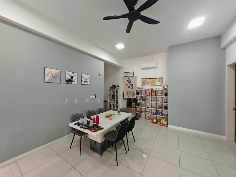 3-storey Terraced House for Sale in 16 Sierra (Puchong) - Jeanne Hor - Dining Room - PropertyGuru.com.my