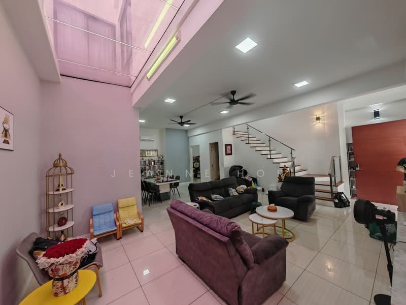 3-storey Terraced House for Sale in 16 Sierra (Puchong) - Jeanne Hor - Living Room - PropertyGuru.com.my