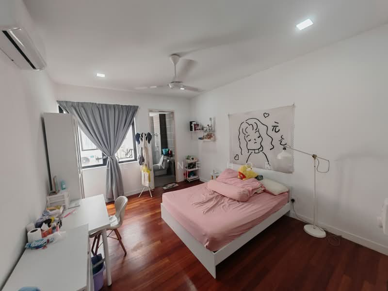 3-storey Terraced House for Sale in 16 Sierra (Puchong) - Jeanne Hor - Bedroom 2 - PropertyGuru.com.my
