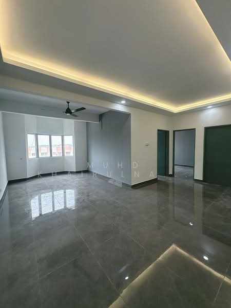 Rumah Berkembar untuk Dijual di Seksyen U10 (Shah Alam) - Muhd Khairulnawawi Kamaruddin - Living Room - PropertyGuru.com.my