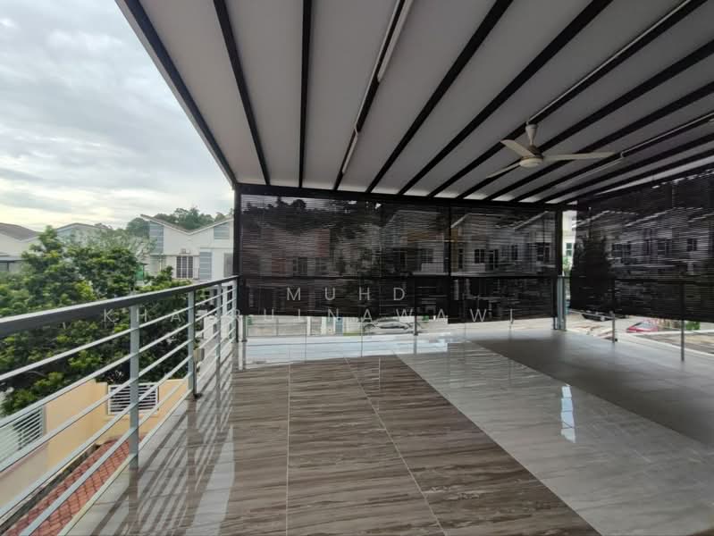 Rumah Berkembar untuk Dijual di Seksyen U10 (Shah Alam) - Muhd Khairulnawawi Kamaruddin - Balcony - PropertyGuru.com.my