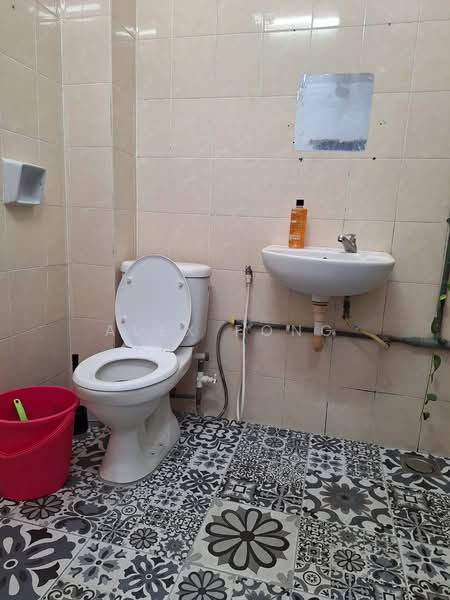 Rumah Teres 2 Tingkat untuk Dijual di Chemor (Perak) - Alex Fong - Bathroom - PropertyGuru.com.my