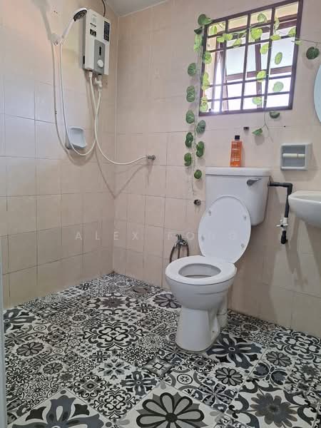 Rumah Teres 2 Tingkat untuk Dijual di Chemor (Perak) - Alex Fong - Bathroom - PropertyGuru.com.my