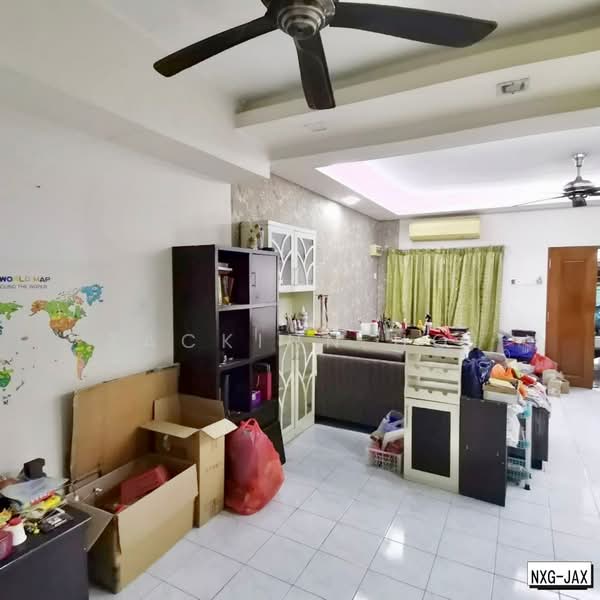 Rumah Teres 2 Tingkat untuk Dijual di Kota Kemuning (Shah Alam) - Zackinn Hoi - Living Room - PropertyGuru.com.my