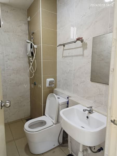 Service Residence for Sale at D'Summit Residences - Venica For - Bathroom - PropertyGuru.com.my