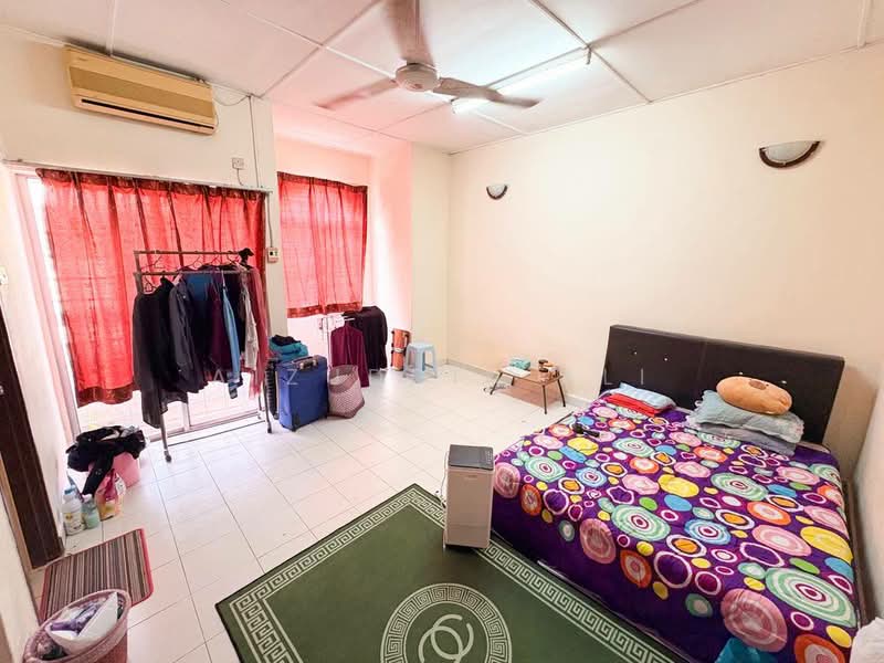 2-storey Terraced House for Sale in Bandar Bukit Puchong (Puchong) - Aizuddin Ali - Bedroom - PropertyGuru.com.my