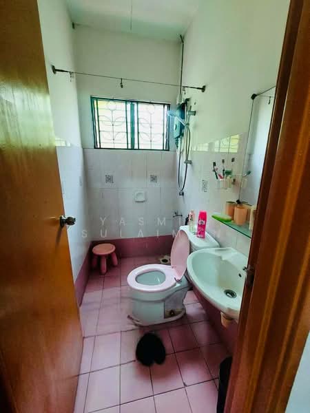 2-storey Terraced House for Sale in Alam Damai (Cheras) - Yasmin Sulaiman - Bathroom - PropertyGuru.com.my