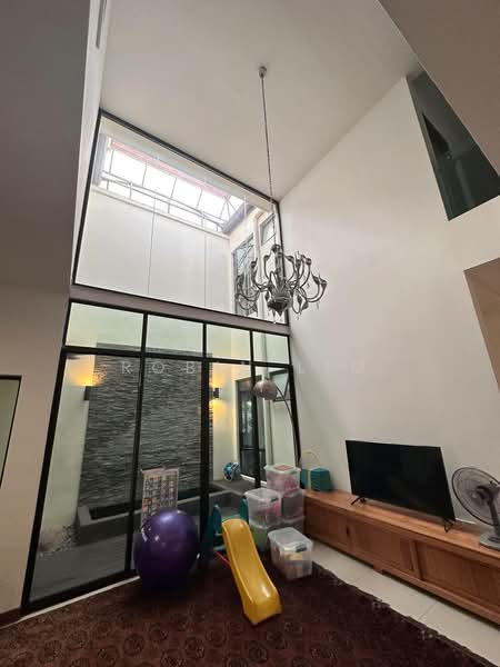 2-storey Terraced House for Sale in Taman Laguna (Johor Bahru) - Robin Lim - Living Room - PropertyGuru.com.my