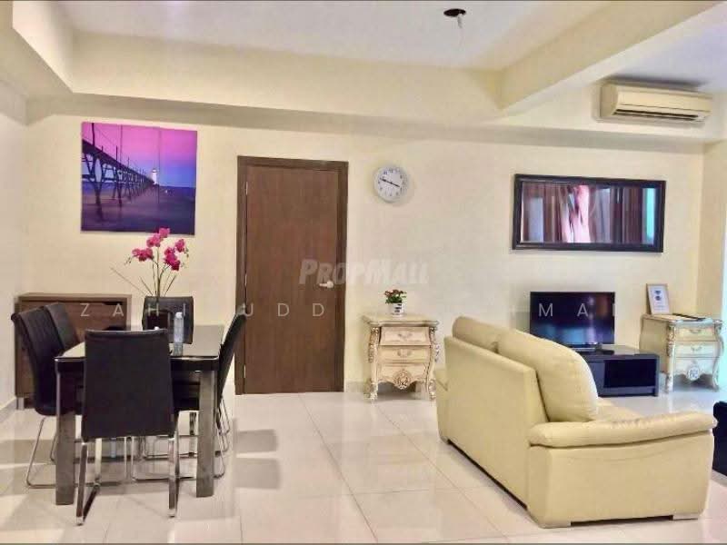 Servis Apartment untuk Disewa di Regalia Residence - Zahiruddin Rahman - Living Room - PropertyGuru.com.my