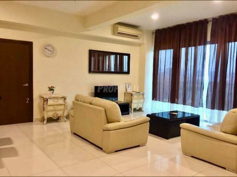 Servis Apartment untuk Disewa di Regalia Residence - Zahiruddin Rahman - Living Room - PropertyGuru.com.my