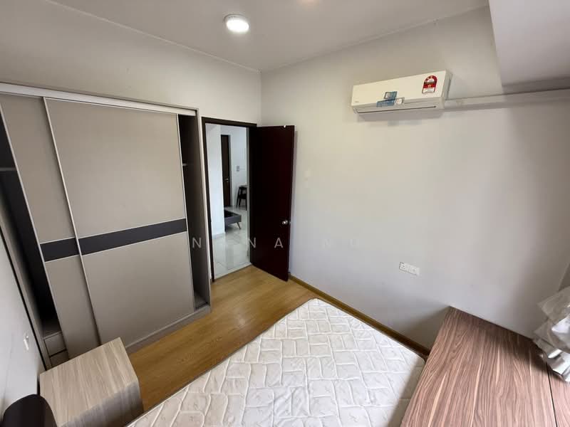 Condominium for Rent at Royal Strand @ Country Garden Danga Bay - Nana Ng - Bedroom - PropertyGuru.com.my