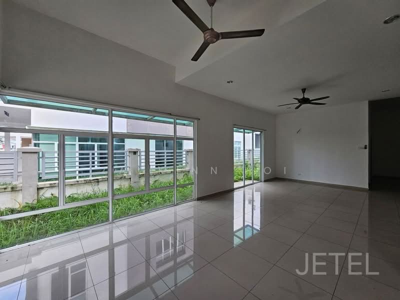Semi-Detached House for Sale in Canary Garden (Klang) - Zackinn Hoi - Living Room - PropertyGuru.com.my