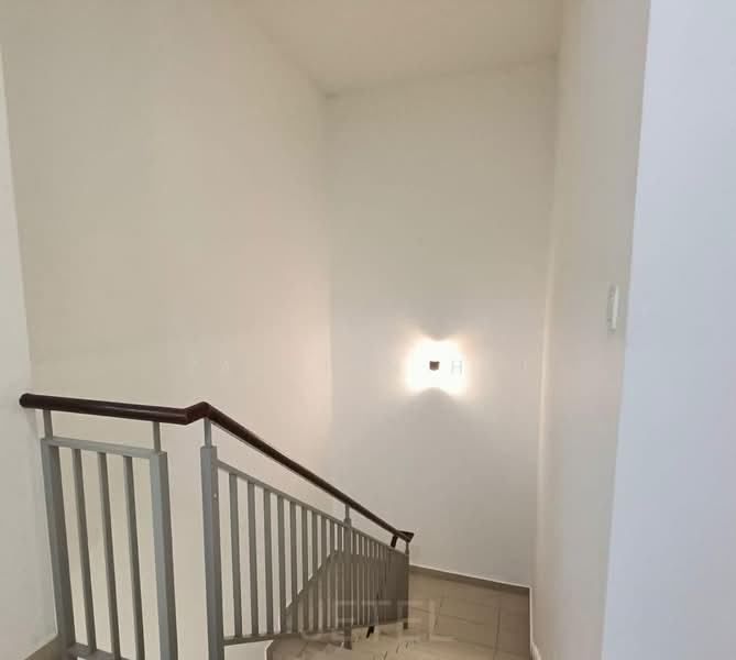 Semi-Detached House for Rent in Canary Garden (Klang) - Zackinn Hoi - Corridor - PropertyGuru.com.my