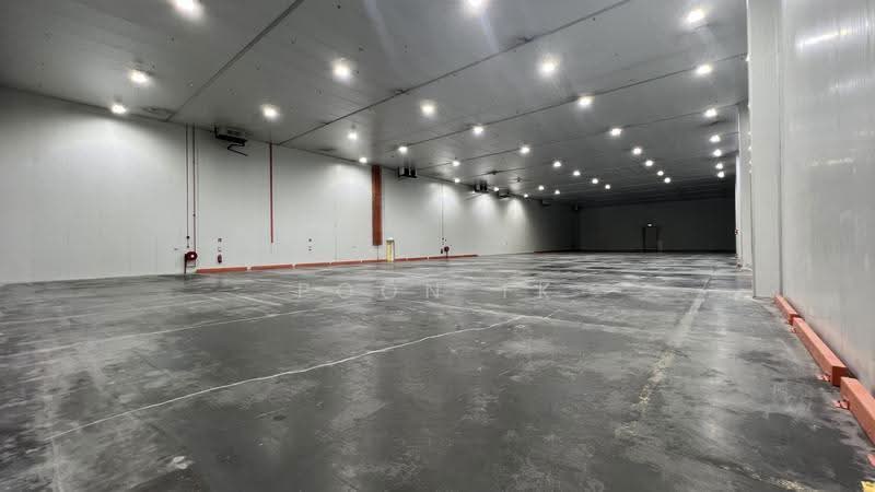 Poon Industrial Property - 工厂表弟