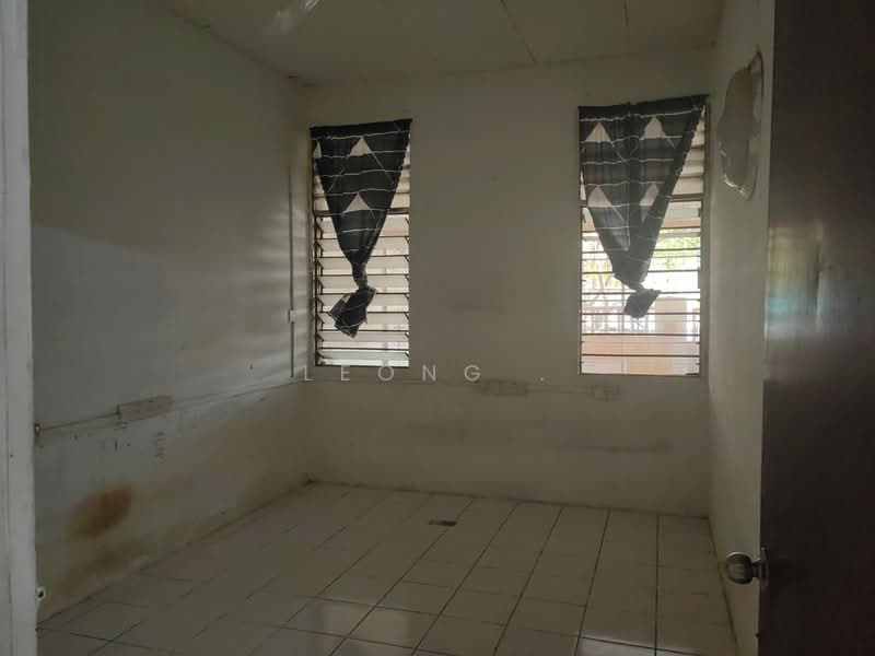 1-storey Terraced House for Rent in Taman Iping (Batu Maung) - Leong . - Interior - PropertyGuru.com.my