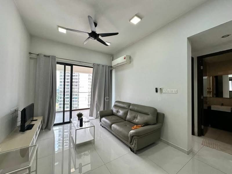 Condominium for Rent at Royal Strand @ Country Garden Danga Bay - Venica For - Living Room - PropertyGuru.com.my