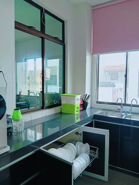 Rumah Teres 2 Tingkat untuk Dijual di Perling (Johor) - Jordan Kau - Kitchen - PropertyGuru.com.my