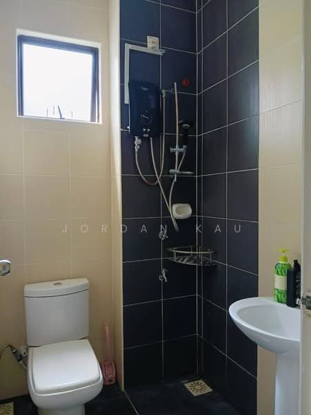 Rumah Teres 2 Tingkat untuk Dijual di Perling (Johor) - Jordan Kau - Bathroom - PropertyGuru.com.my