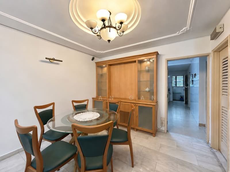 2-storey Terraced House for Rent in Taman Pelangi (Johor Bahru) - Ethan Gan - Dining Room - PropertyGuru.com.my