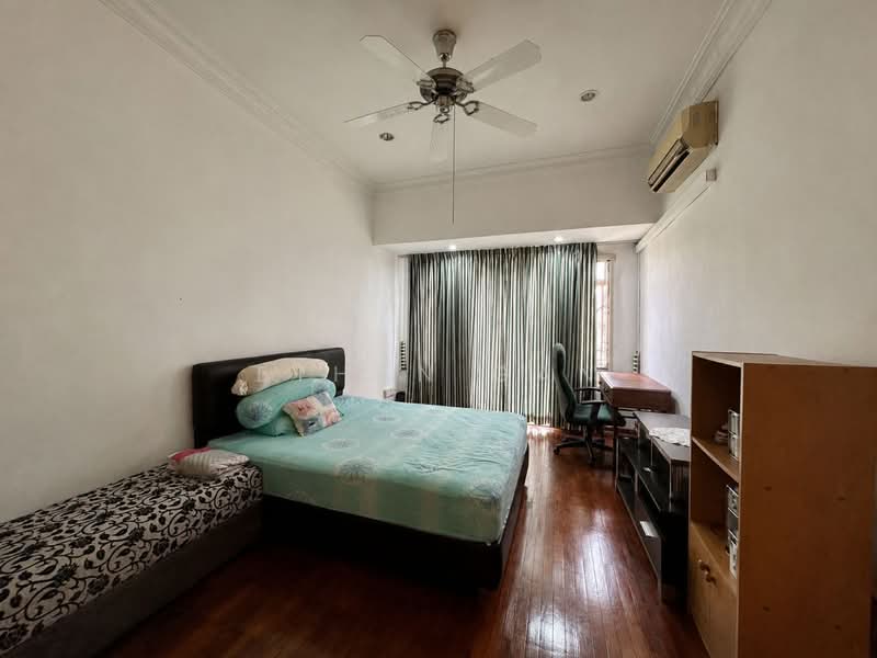 2-storey Terraced House for Rent in Taman Pelangi (Johor Bahru) - Ethan Gan - Bedroom - PropertyGuru.com.my