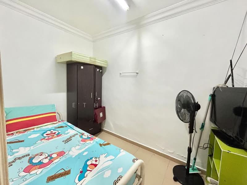 2-storey Terraced House for Rent in Taman Pelangi (Johor Bahru) - Ethan Gan - Bedroom - PropertyGuru.com.my